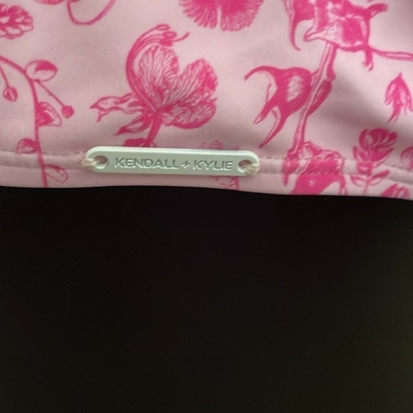 NWT KENDALL + KYLIE BATHING SUIT TOP SIZE XL - Picture 6 of 8